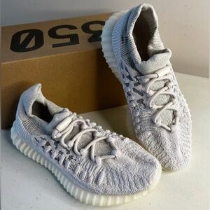 RARE Adidas Yeezy 350 BOOST V2 CMPCT in Light Gray and Cream sole! NWT, W=6.5/7